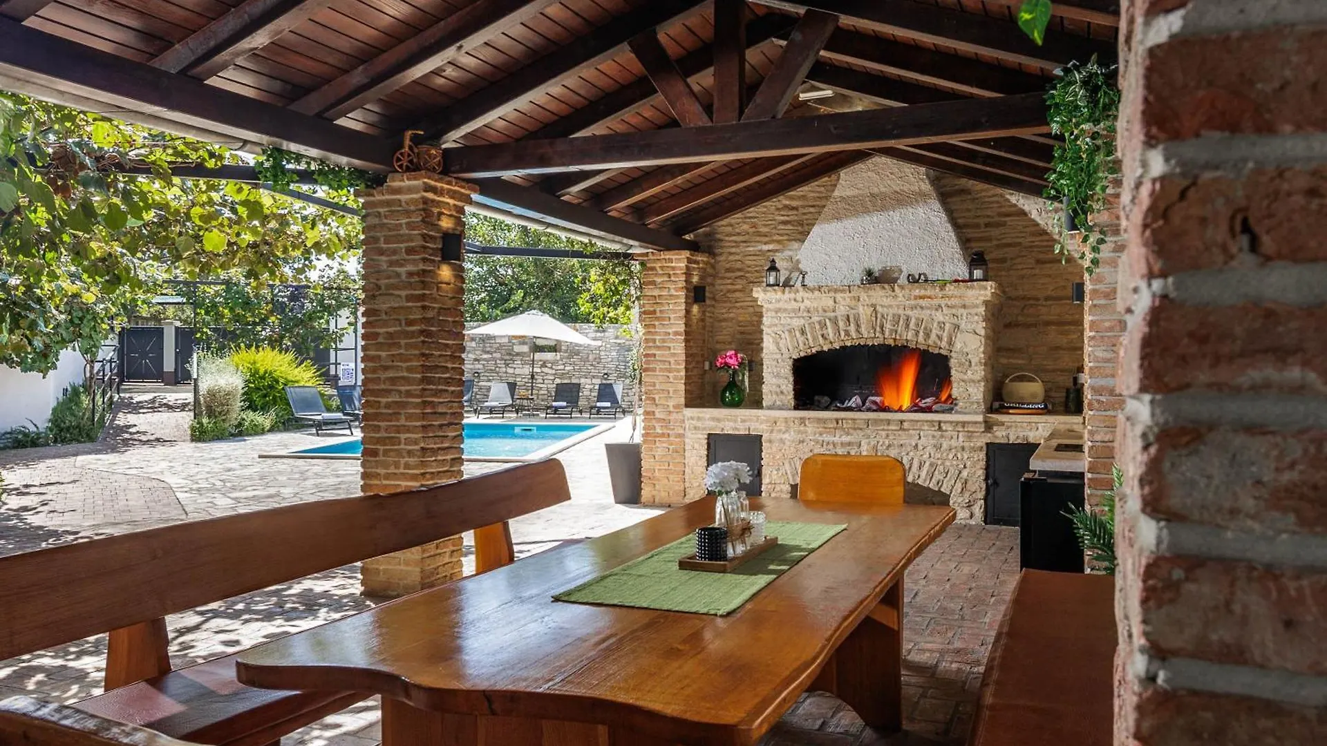 Pool Villa Dominique - Happy Rentals Svetvincenat Croatia